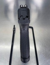 SMITH & WESSON M&P9 Shield 3.1" Barrel 3 Dot Sights RH IWB Holster 9MM LUGER (9X19 PARA) - 3 of 3