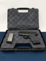 SMITH & WESSON M&P 40 SHIELD .40 S&W - 1 of 3
