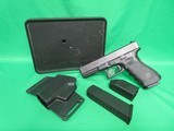 GLOCK 17 GEN 3 9MM LUGER (9X19 PARA) - 1 of 3