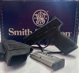 SMITH & WESSON M&P 9 SHIELD 9MM LUGER (9X19 PARA) - 1 of 3