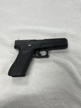 GLOCK 17 g17 gen 5 9MM LUGER (9X19 PARA) - 2 of 3