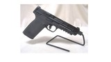 SMITH & WESSON M&P 5.7 NO MANUAL SAFETY 5.7X28MM - 2 of 3