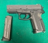 SIG SAUER SP2022 9MM LUGER (9X19 PARA) - 1 of 1