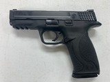 SMITH & WESSON M&P 40 .40 S&W - 1 of 3