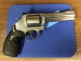 SMITH & WESSON 686-6 - 5" 7-shot "PLUS" .357 MAG - 1 of 3