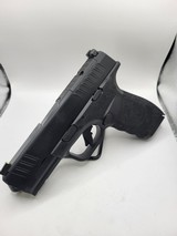 SPRINGFIELD HELLCAT PRO OSP 9MM LUGER (9X19 PARA) - 1 of 3