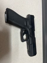 GLOCK 17 G17 9MM 17+1 9MM LUGER (9X19 PARA) - 2 of 3