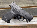 SPRINGFIELD ARMORY HELLCAT 9MM LUGER (9X19 PARA) - 1 of 3