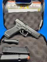 GLOCK G17 GEN 5 POLICE TRADE IN 9MM LUGER (9X19 PARA) - 1 of 2