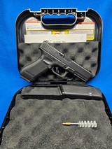 GLOCK G17 GEN 4 POLICE TRADE IN 9MM LUGER (9X19 PARA) - 1 of 3