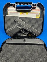 GLOCK G17 GEN 4 POLICE TRADE IN 9MM LUGER (9X19 PARA) - 1 of 1