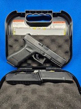 GLOCK G17 GEN 4 POLICE TRADE IN 9MM LUGER (9X19 PARA) - 1 of 3
