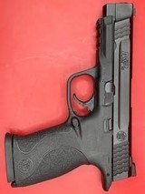 SMITH & WESSON M&P .45 ACP - 2 of 3