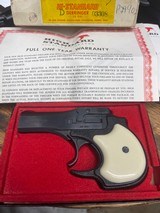 HI-STANDARD DERRINGER .22 CAL - 1 of 3