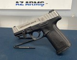 SMITH & WESSON SD40 .40 S&W - 1 of 3