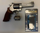 SMITH & WESSON 629 .44 MAGNUM - 1 of 2