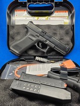 GLOCK G17 GEN 5 POLICE TRADE IN 9MM LUGER (9X19 PARA) - 1 of 3