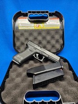GLOCK G17 GEN 5 POLICE TRADE IN 9MM LUGER (9X19 PARA) - 1 of 2
