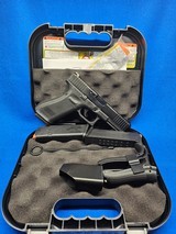 GLOCK G17 GEN 5 POLICE TRADE IN 9MM LUGER (9X19 PARA) - 1 of 3