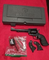 RUGER NEW MODEL BLACKHAWK 357/9MM 357/38 - 1 of 3