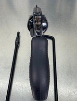 TAURUS Model 85, 2" Barrel, Blued, Rubber Grips, 5 Rounds .38 SPL - 2 of 3