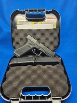 GLOCK G17 GEN 5 POLICE TRADE IN 9MM LUGER (9X19 PARA) - 1 of 3