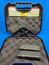 GLOCK G17 GEN 4 POLICE TRADE IN 9MM LUGER (9X19 PARA) - 1 of 3
