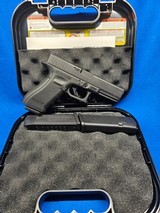GLOCK G17 GEN 4 POLICE TRADE IN 9MM LUGER (9X19 PARA) - 1 of 3