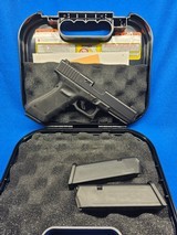 GLOCK G17 GEN 4 POLICE TRADE IN 9MM LUGER (9X19 PARA) - 1 of 2