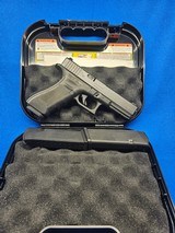 GLOCK G17 GEN 4 POLICE TRADE IN 9MM LUGER (9X19 PARA) - 1 of 3