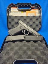 GLOCK G17 GEN 4 POLICE TRADE IN 9MM LUGER (9X19 PARA) - 1 of 3