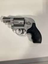 SMITH & WESSON 638-3 .38 S&W - 2 of 3