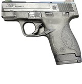 SMITH & WESSON M&P 40 Shield .40 S&W - 1 of 3