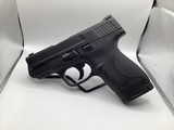 SMITH & WESSON M&P 9 sheild 9MM LUGER (9X19 PARA) - 1 of 3