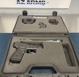 SPRINGFIELD ARMORY XD-9
SUB-COMPACT 9MM LUGER (9X19 PARA) - 2 of 3