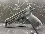 SMITH & WESSON M&P40 40 CALIBER - 2 of 3