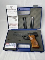SMITH & WESSON 41 .22 LR - 1 of 1