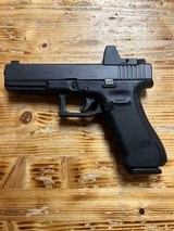 GLOCK 22 G22 GEN 4 POLICE TRADE IN .40 S&W - 3 of 3