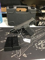 SIG SAUER P365XL 9MM LUGER (9X19 PARA) - 1 of 3