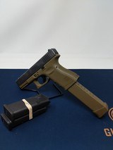GLOCK 19 9MM LUGER (9X19 PARA) - 1 of 2