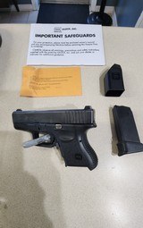 GLOCK G27 .40 S&W - 1 of 3