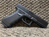 GLOCK G22 GEN 3 .40 S&W - 2 of 3