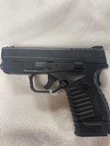SPRINGFIELD ARMORY XD-S 3.3" 9MM LUGER (9X19 PARA) - 1 of 2