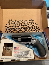 SMITH & WESSON GOVERNOR .45 LC/.410 GA - 1 of 3