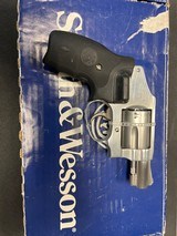 SMITH & WESSON 642 AIRWEIGHT CRIMSON TRACE LASERGRIPS .38 SPL +P - 2 of 3