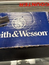 SMITH & WESSON 642 AIRWEIGHT CRIMSON TRACE LASERGRIPS .38 SPL +P - 3 of 3
