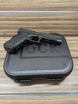 GLOCK 35 G4 .40 S&W - 2 of 3