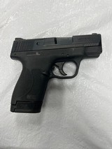 SMITH & WESSON M&P 9 SHIELD 9MM LUGER (9X19 PARA) - 1 of 3