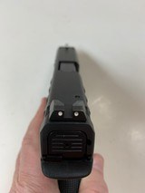 BERETTA APX 9MM LUGER (9X19 PARA) - 1 of 3