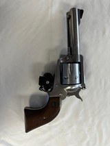RUGER NEW MODEL BLACKHAWK .357 MAG - 1 of 3